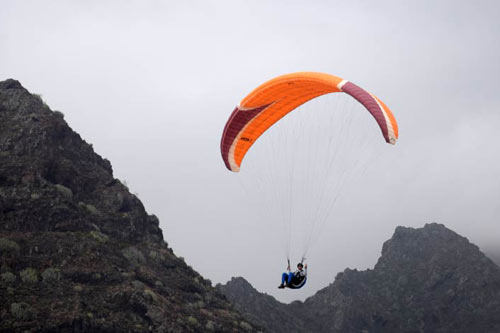 Paraglider auf teneriffa